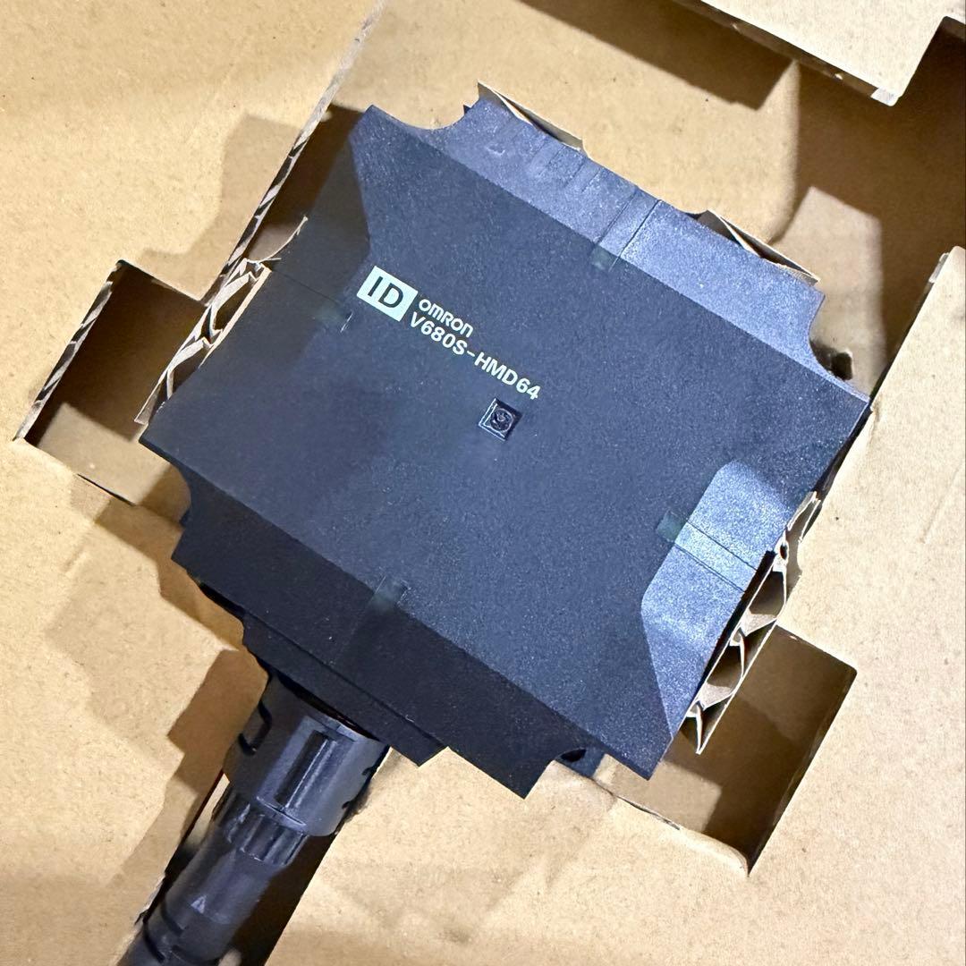 その他 OMRON V680S-HMD64-EIP