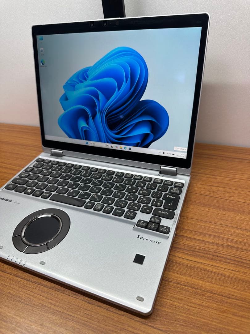 Windowsノート本体 Let's note CF-QV1 i5-1135G7 16/512