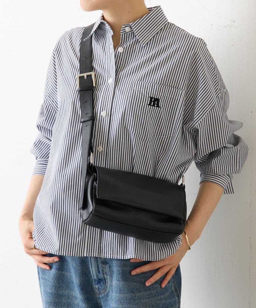 ☆ビアズリー　ミニレザーボディバッグ☆