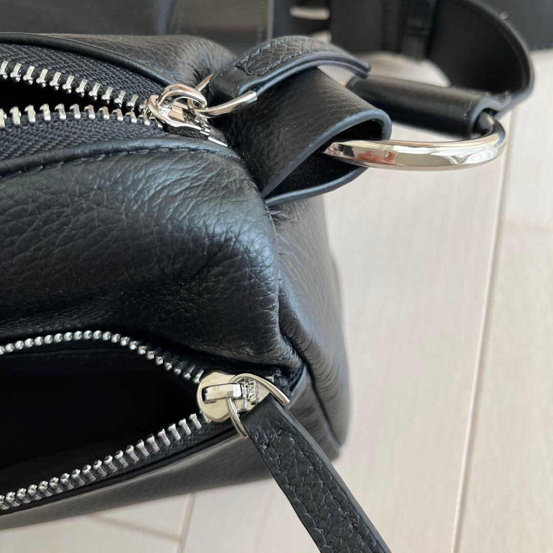 ☆ビアズリー　ミニレザーボディバッグ☆