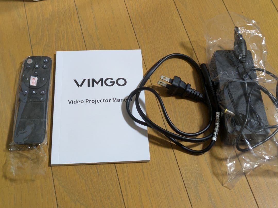【ほぼ新品】VIMGO プロジェクター J72-5L0