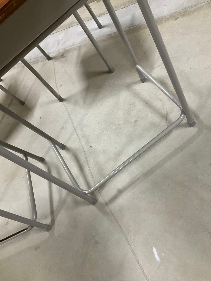 ⭐️美品⭐️ 学習机 学校の机と椅子　2セット