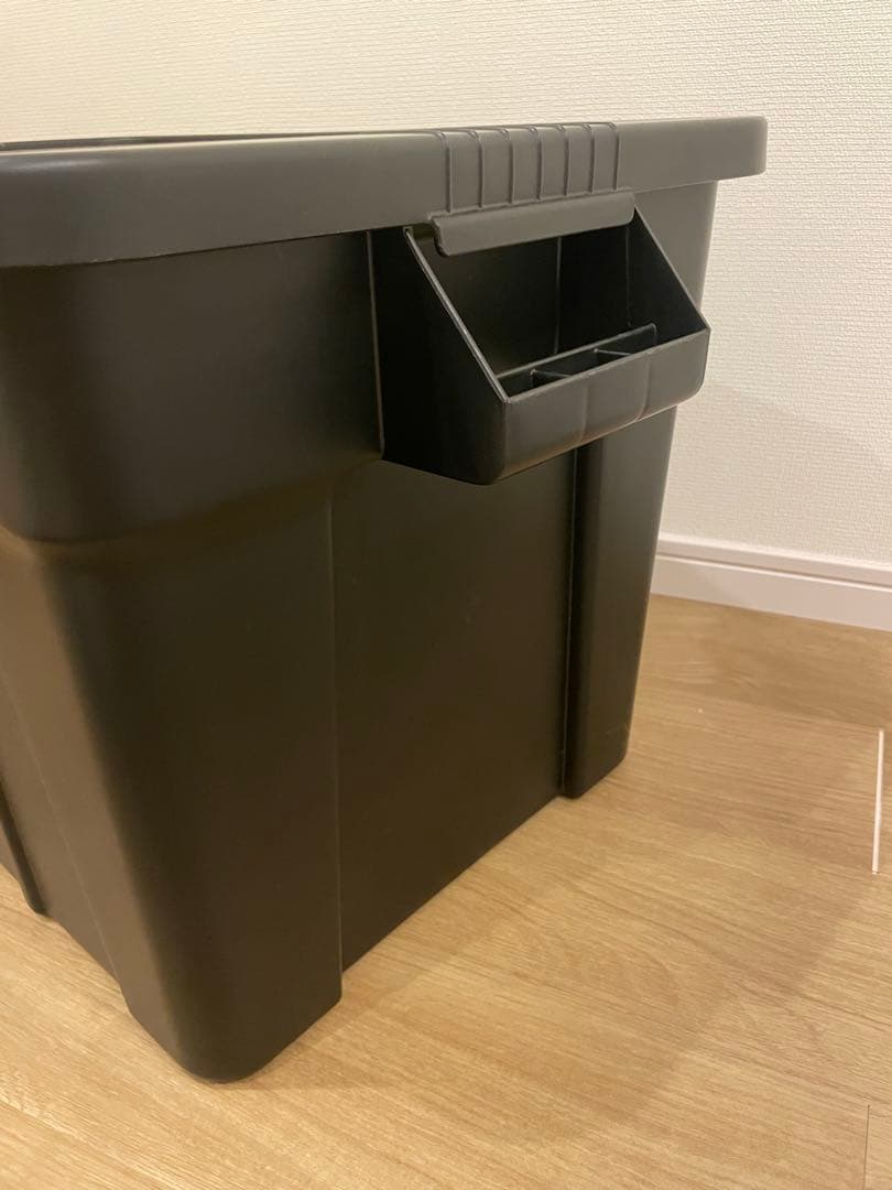 THOR コンテナ　75リットル　トップボード付き　キャンプ　ランタン　テント