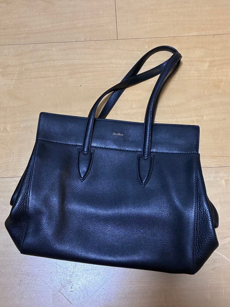 【美品】Max Mara レザービジネスバッグ
