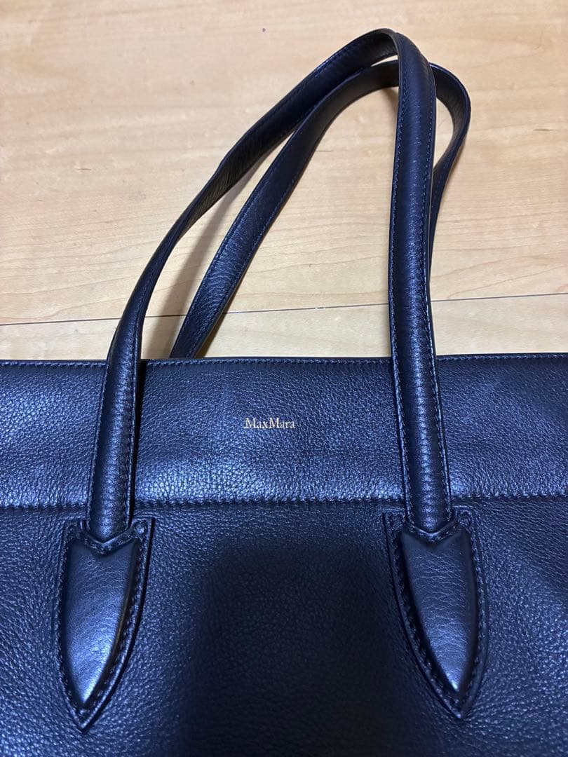 【美品】Max Mara レザービジネスバッグ