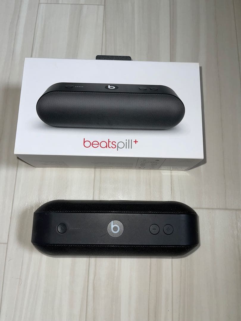 beatspill+ ブラック ワイヤレススピーカープラスおまけ付き　Apple