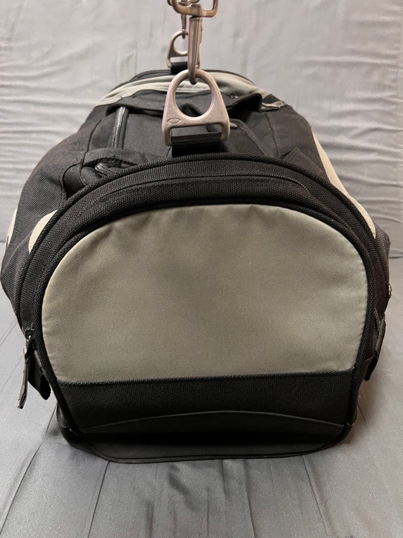 Oakley タクティカルボストンバッグ