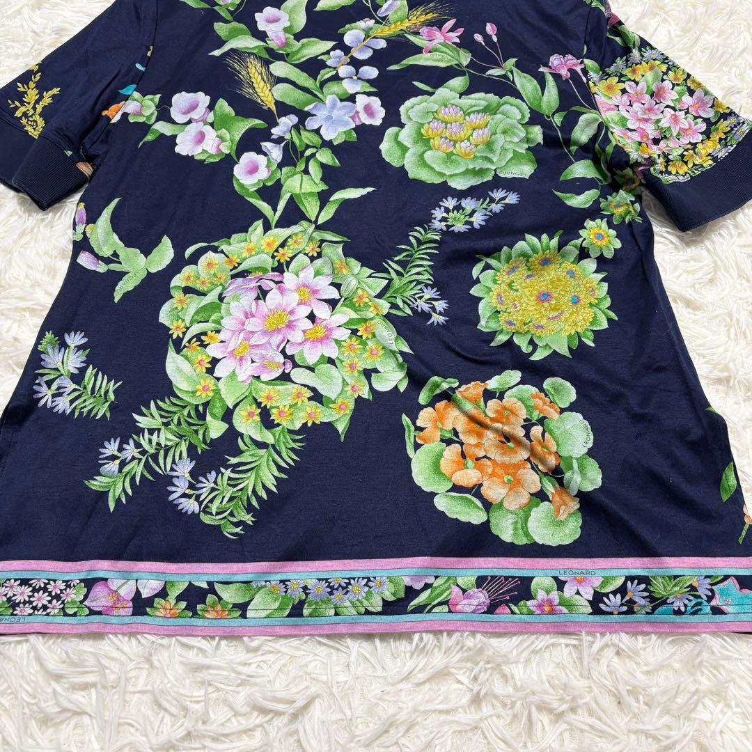 【美品】レオナール Tシャツ 花柄 カットソー ロゴ フラワー柄 ボタニカル
