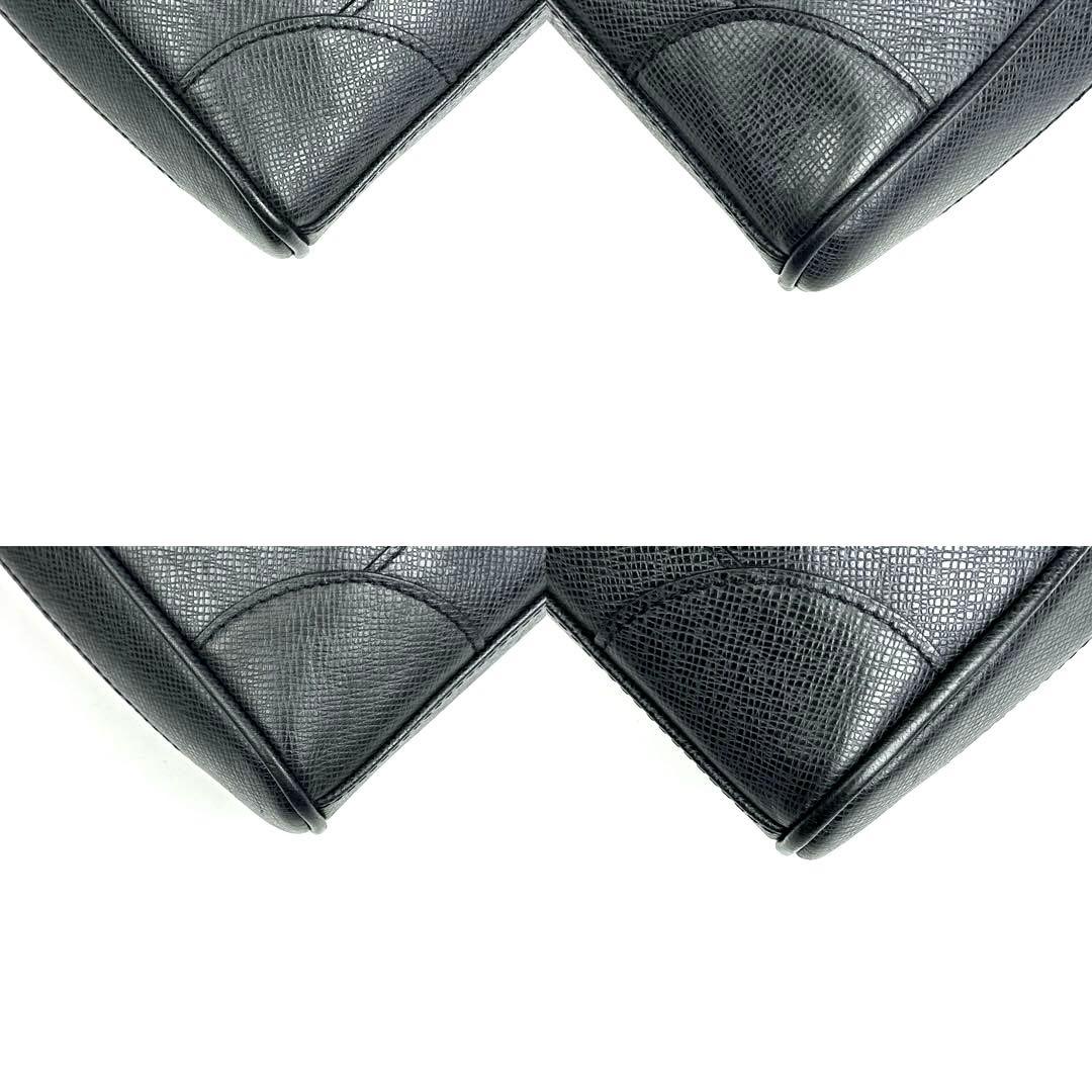 あ ルイヴィトン タイガ ルカ アルドワーズ M31192ショルダーバッグ