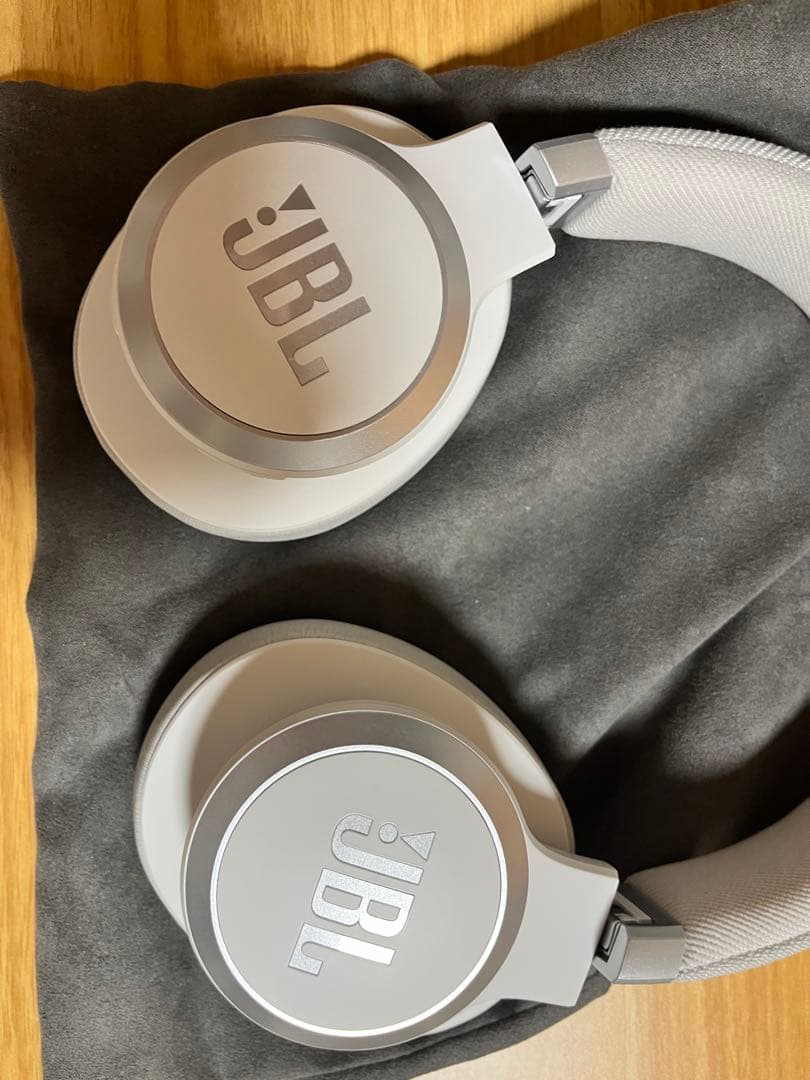 JBL Live 770NC ワイヤレスヘッドホン ホワイト