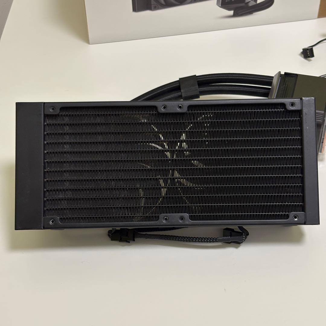 DEEPCOOL MYSTIQUE 240 ブラック