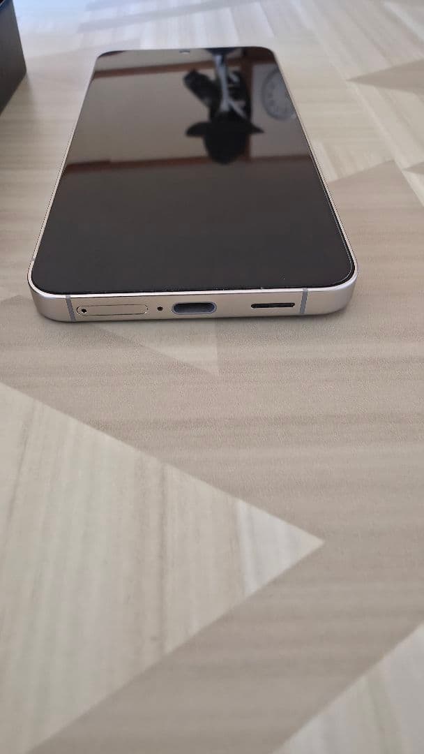 美品Samsung Galaxy S24 SC-51E Amber yellow