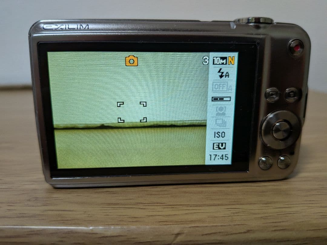 CASIO　EXILIM EX-S10　デジカメ