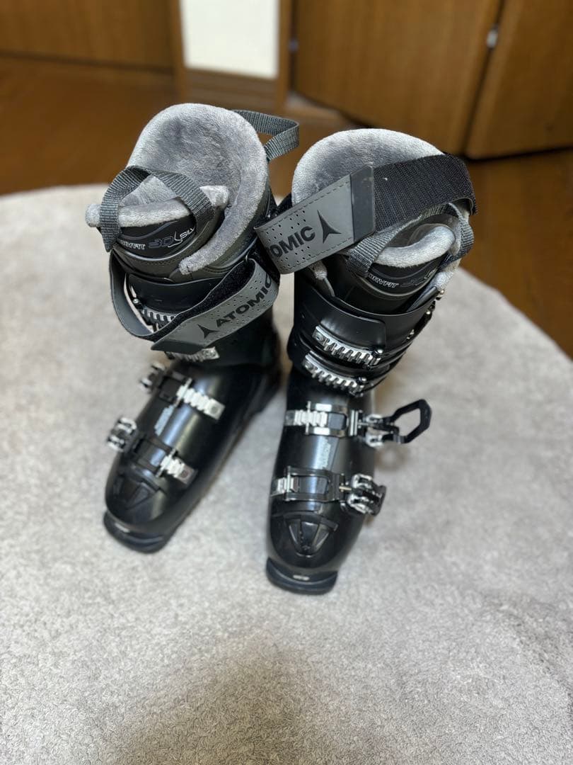 Atomic スキー用ブーツ ブラック