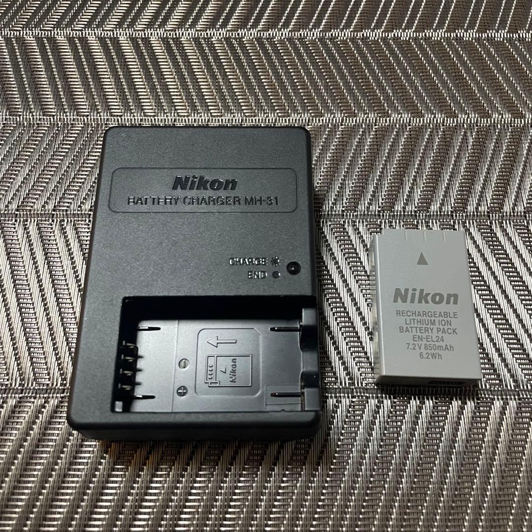 【値下げ中】Nikon 1 J5 ミラーレス一眼ダブルレンズキット