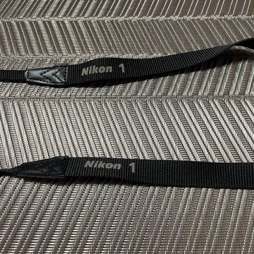 【値下げ中】Nikon 1 J5 ミラーレス一眼ダブルレンズキット