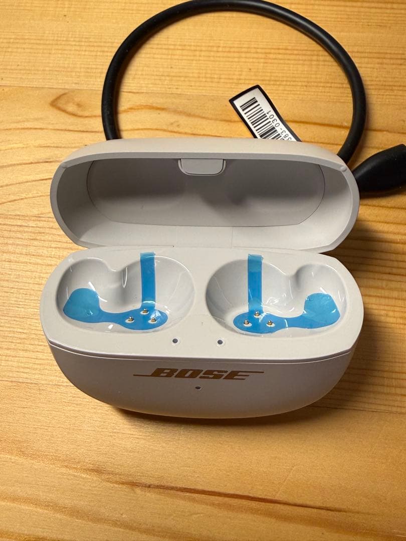 は*る様 Bose Ultra Open Earbuds ホワイト　2種類ケース