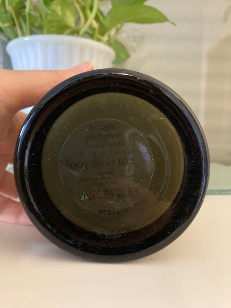 diptyque カラーキャンドルフドブワ 3 00Gウッディ