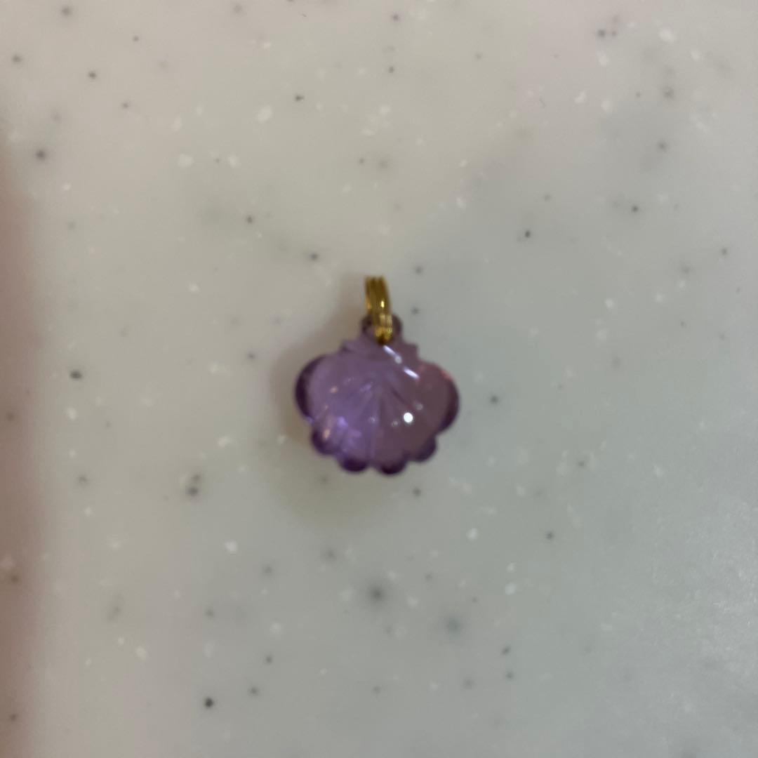 マリーエレーヌドゥタイヤック　シェルペンダント　アメジスト