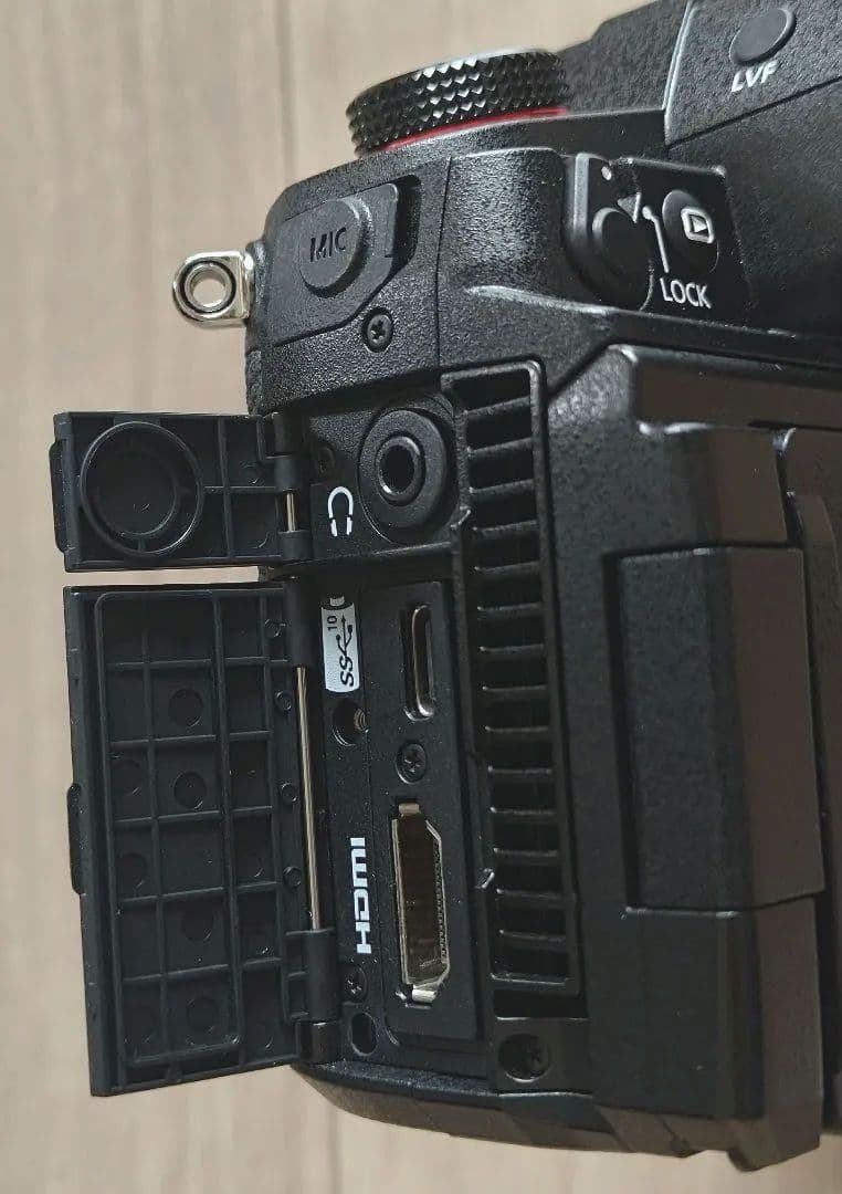 【プロ用】LUMIX GH6 デジタル一眼レフ　本体ボディ＋アクセサリ