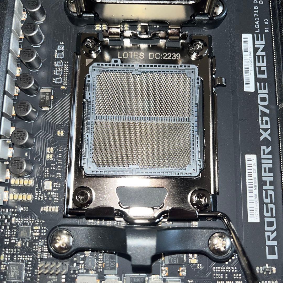 ASUS ROG CROSSHAIR X670E GENE マザーボード AM5