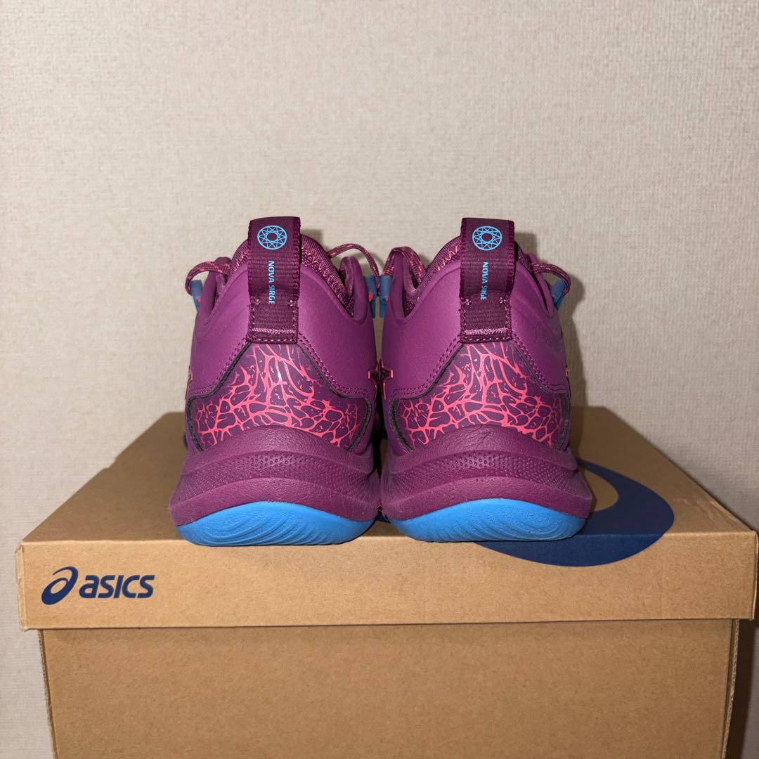 【SALE✨】asics NOVA SURGE LOW 2 28㎝