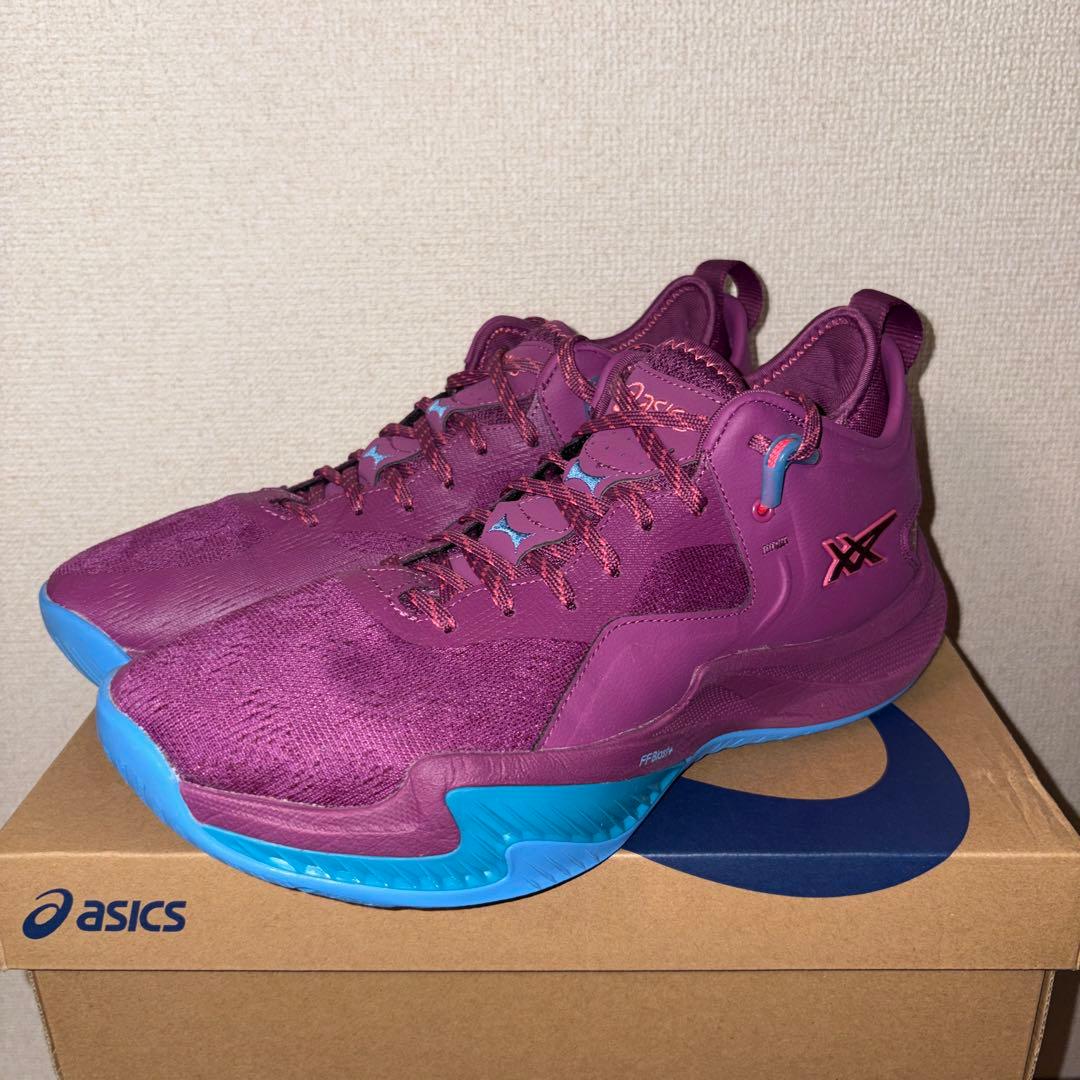 【SALE✨】asics NOVA SURGE LOW 2 28㎝