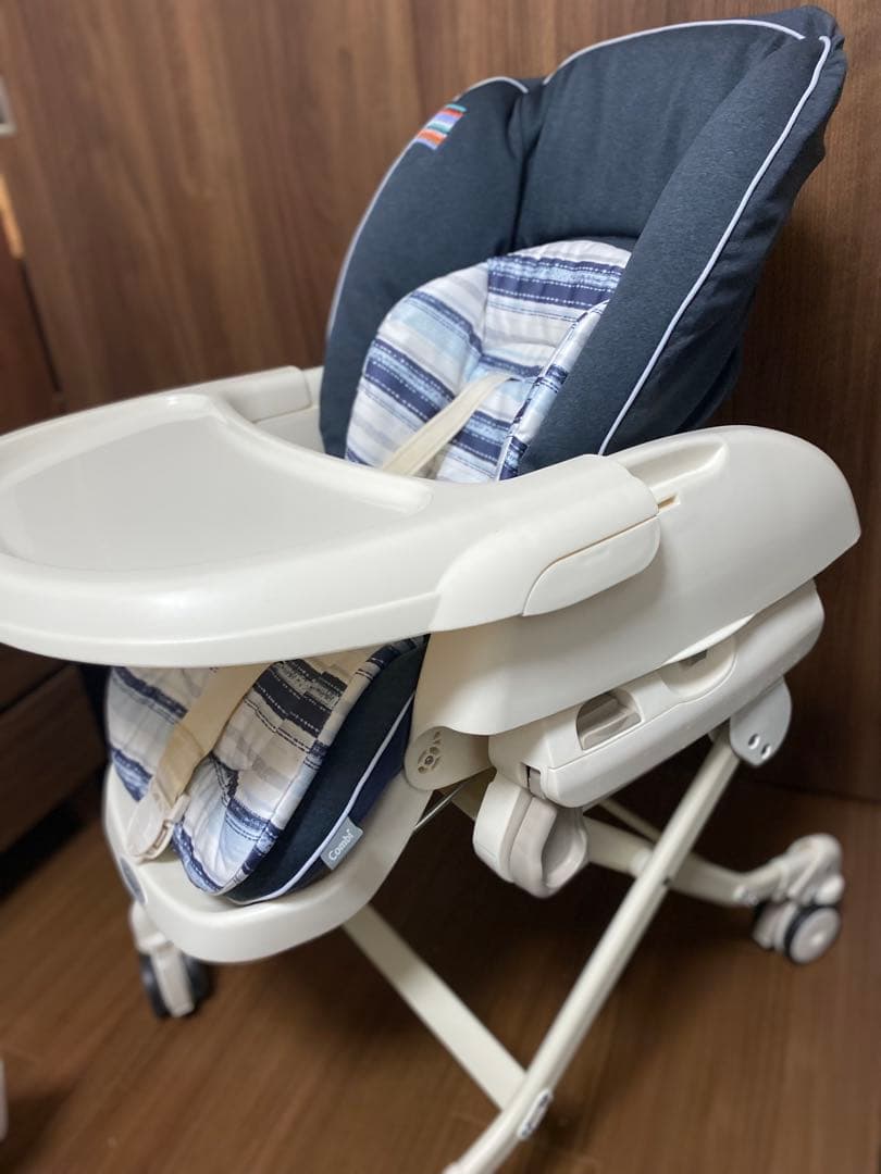 コンビ ネムリラ4キャスオートスイングlotta 赤ちゃん本舗 カバー2組付