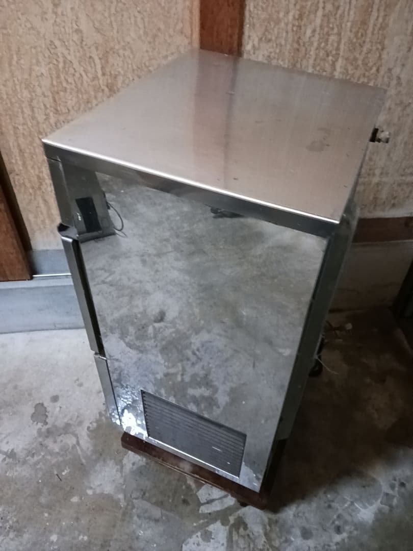 ホシザキ　業務用製氷機　IM-35L