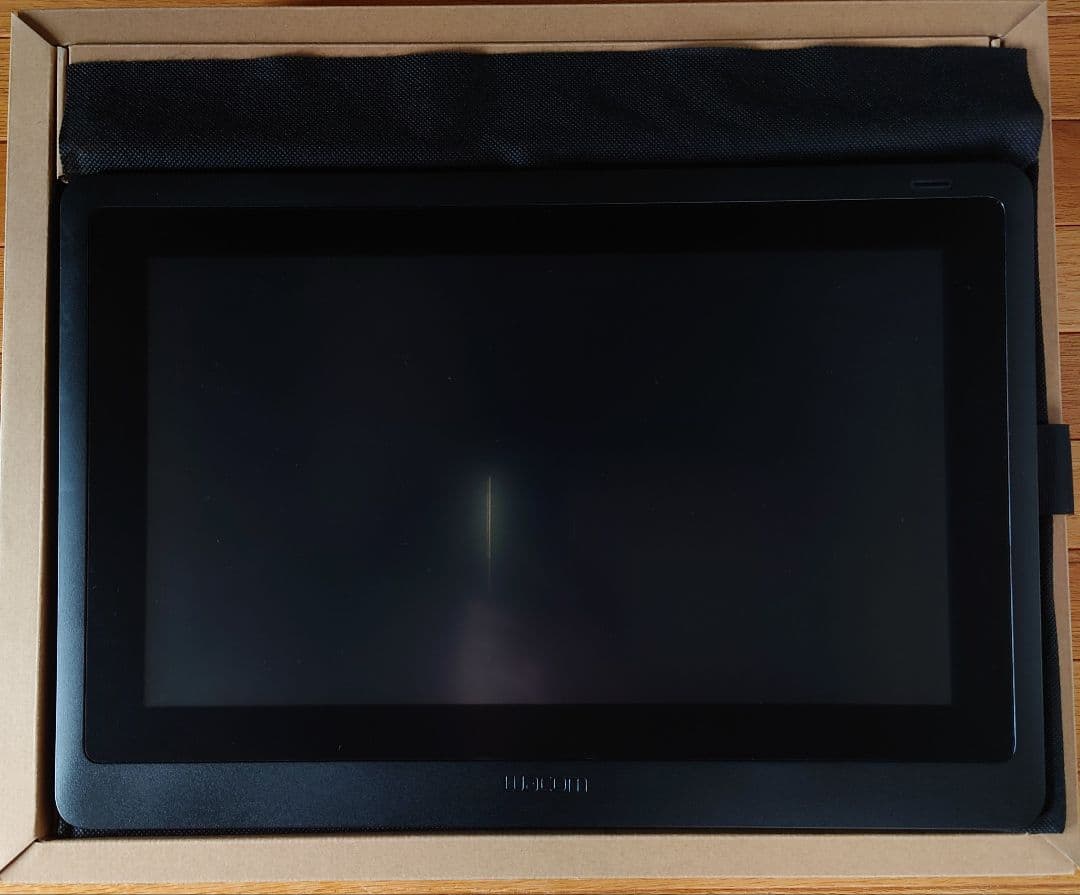 Wacom Cintiq 16 液晶ペンタブレット 本体 グローブ(M)付き