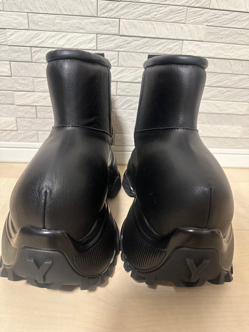 YELLO ブラック サイドゴアブーツ 未使用新品