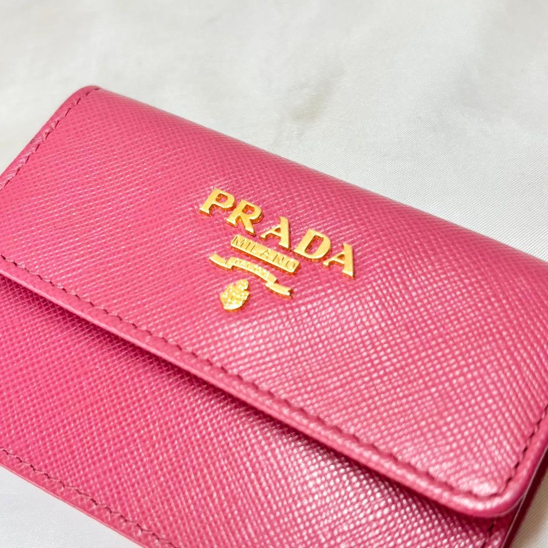 【美品】　PRADA プラダ　サフィアーノレザー　カードケース　名刺入れ　ピンク