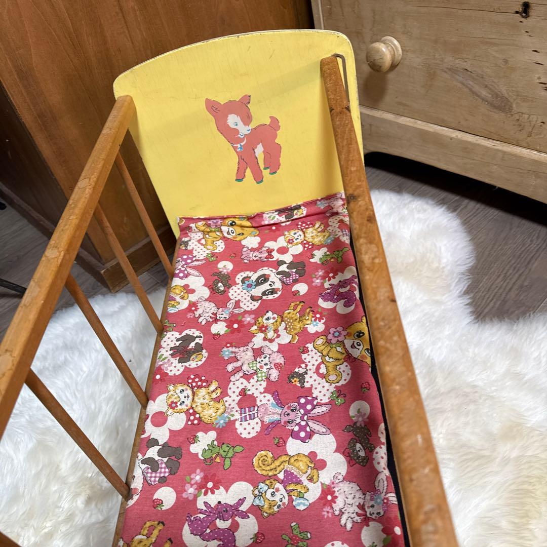 かわいいドールベッド　ラバードール　アンティーク　ビンテージ　シャビーシック