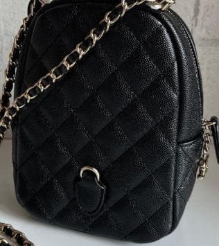 ノベルティ ブラックバックパック　綺麗　ファション　バッグ