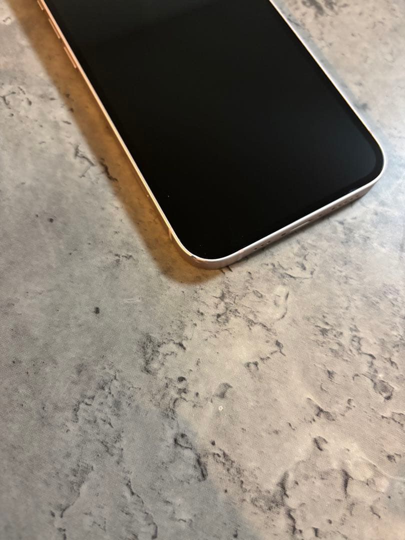 iPhone13 ピンク 本体