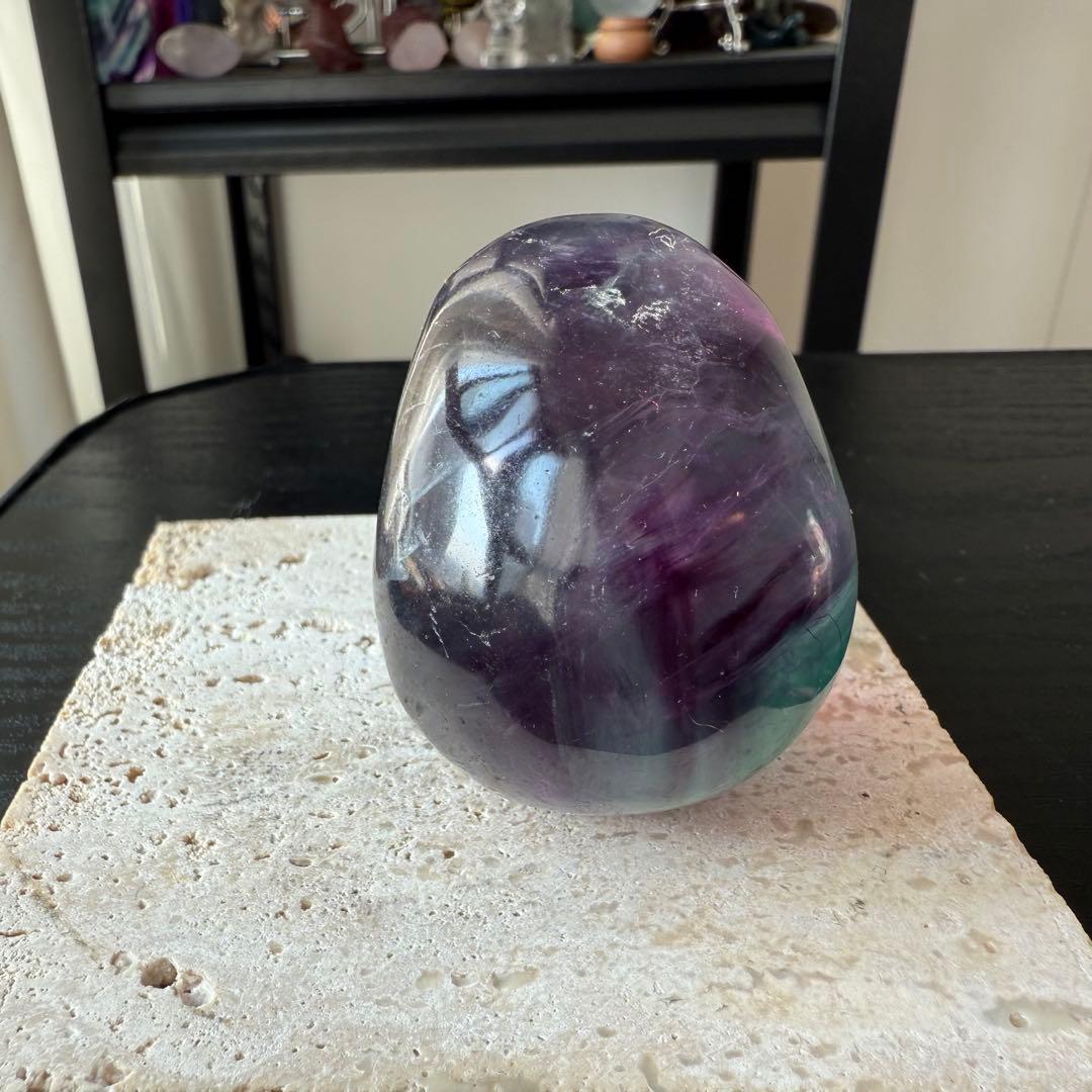 天然石フローライトのスカル　置物　彫物NO.010710