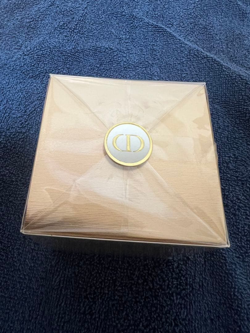 希少 新品未開封 Dior ディオール プレステージ ル コンサントレ ユー