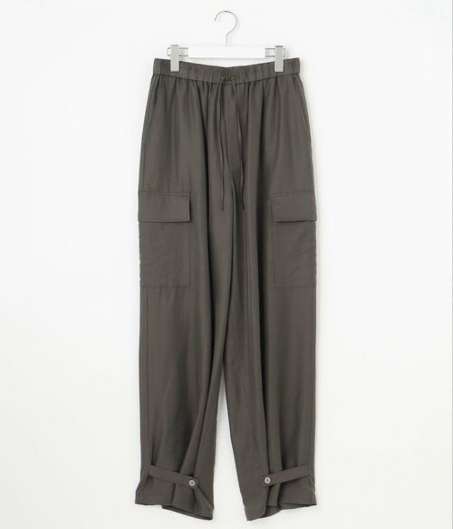 23区「SLOW/一部店舗限定」ブライトヴィンテージクロス カーゴパンツ