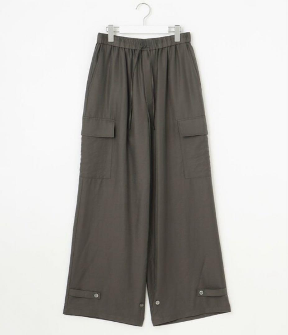 23区「SLOW/一部店舗限定」ブライトヴィンテージクロス カーゴパンツ
