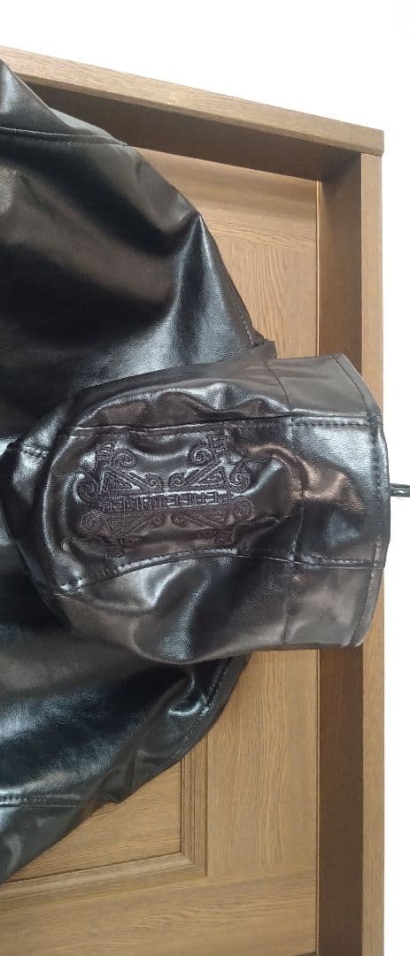 peacemaker トライバル　フェイクレザージャケット