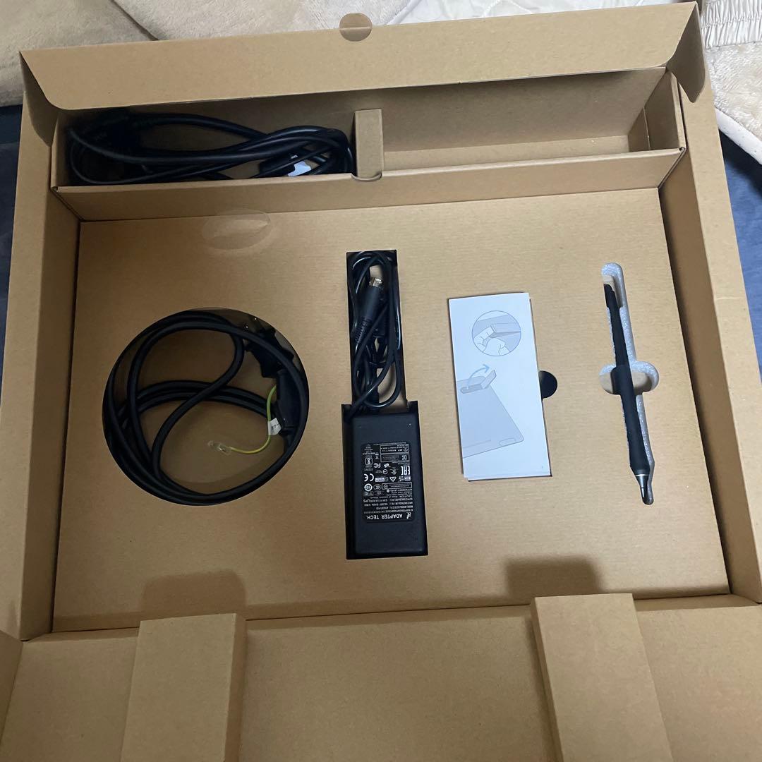 Wacom Cintiq 16 液晶ペンタブレット 本体と箱　動作確認済み