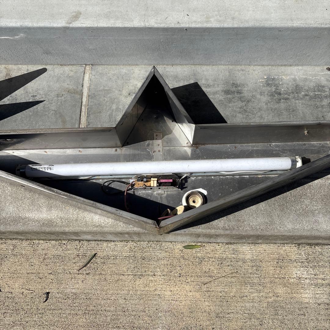 矢印型電飾看板 蛍光灯付き 行灯 バスマーク