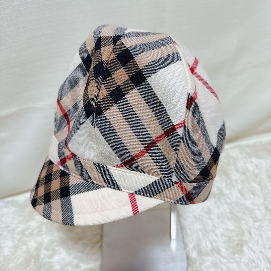 BURBERRY　バーバリーブルーレーベル　メガチェックキャスケット帽子