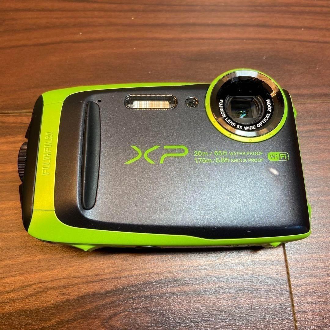 FUJI FILM FinePix XP120 デジカメ ほぼ新品 3810