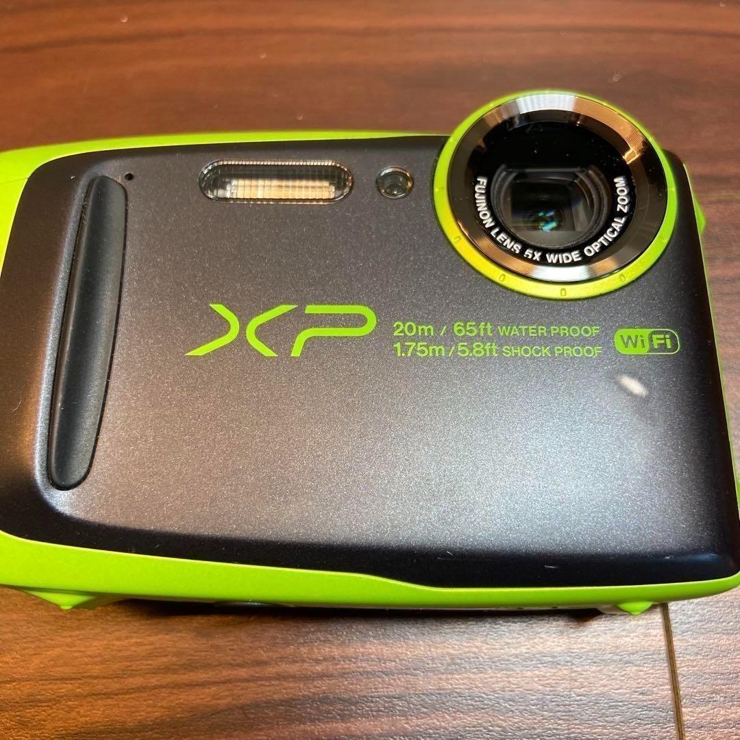 FUJI FILM FinePix XP120 デジカメ ほぼ新品 3810