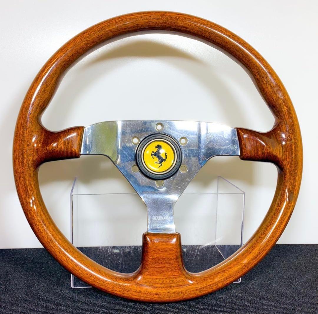 momo ヴェローチェ ウッドステアリング 35パイ ホーンボタン付き