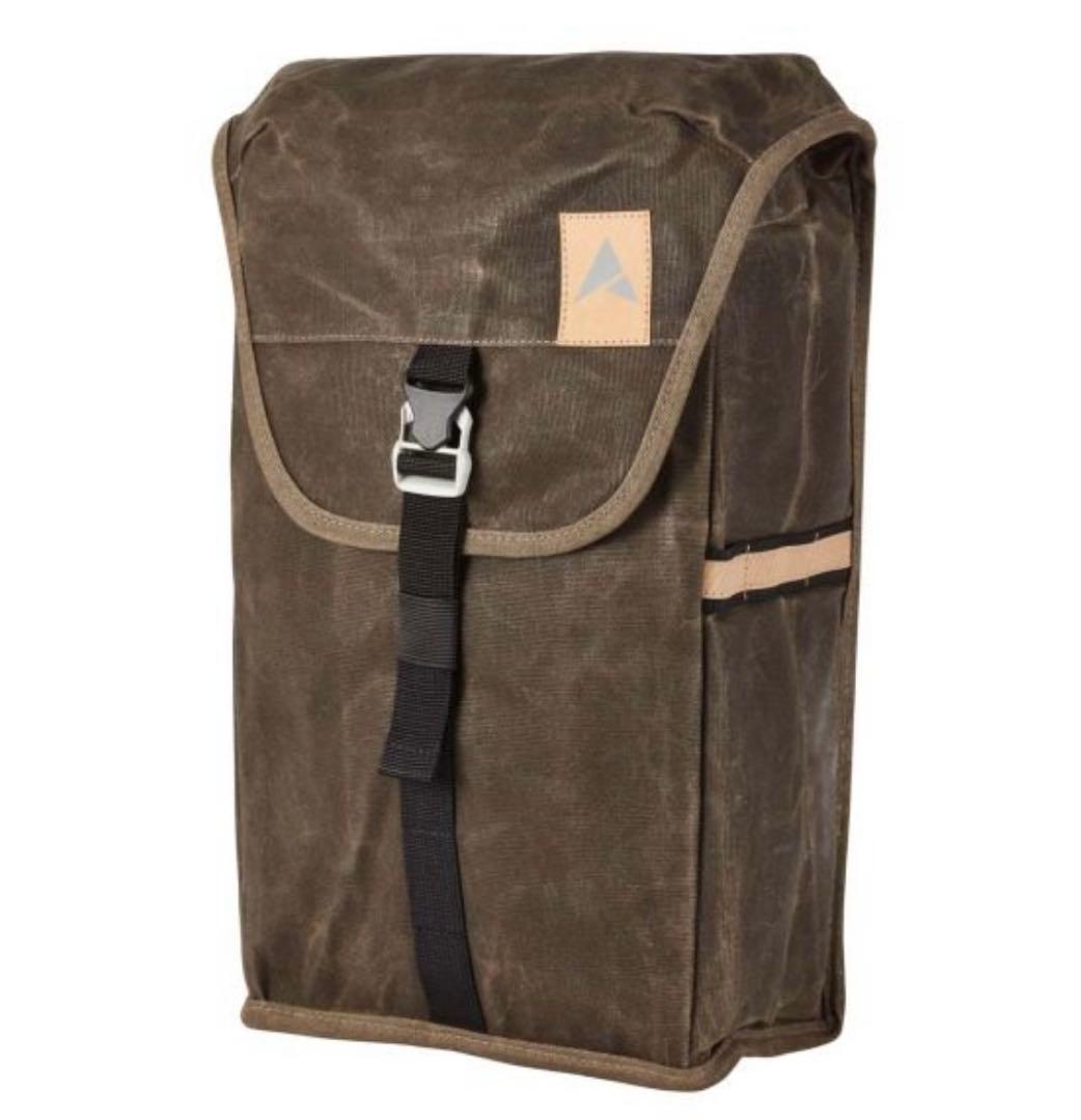 altura 帆布　パニアバッグ　ワックス　洗っています。