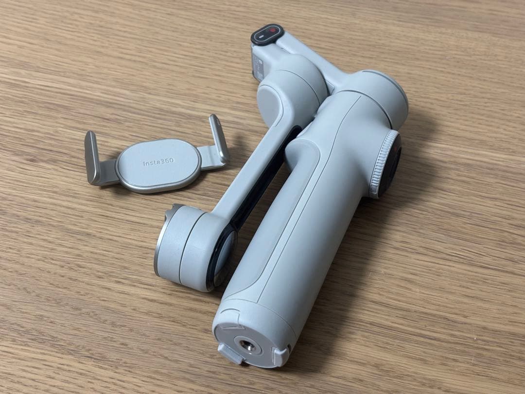 Insta360 Flow 2 スタビライザー
