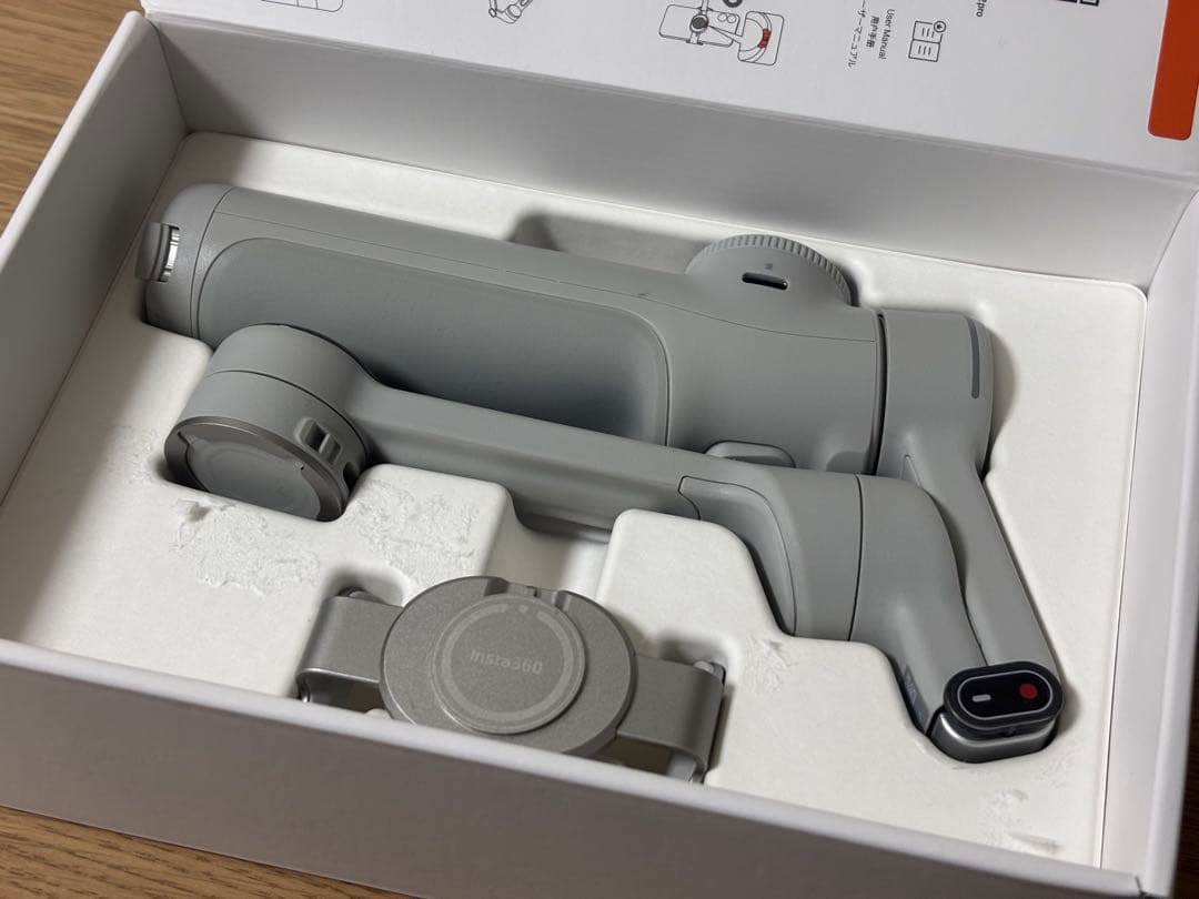 Insta360 Flow 2 スタビライザー