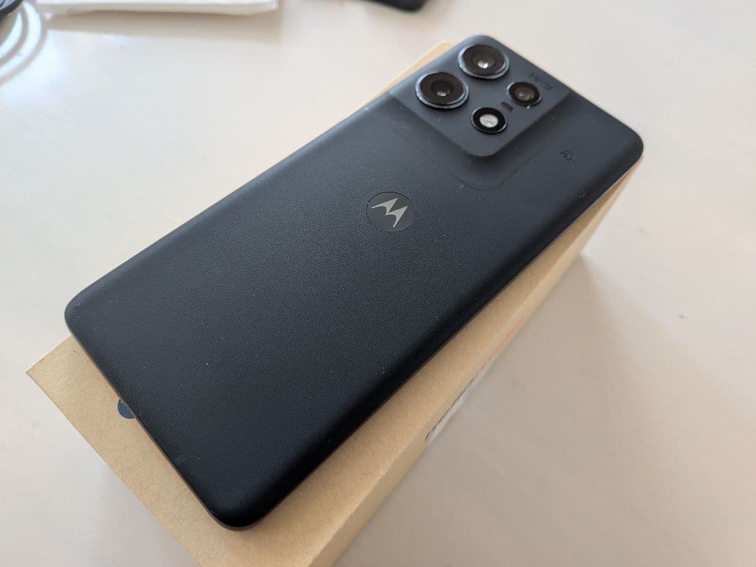 motorola edge 50 PRO 本体